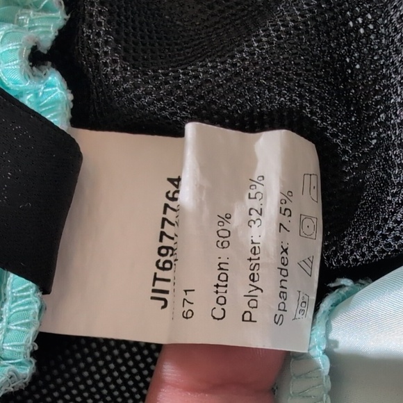 Shein Men’s Flamingo Pool Shorts Size Large - Picture 4 of 6